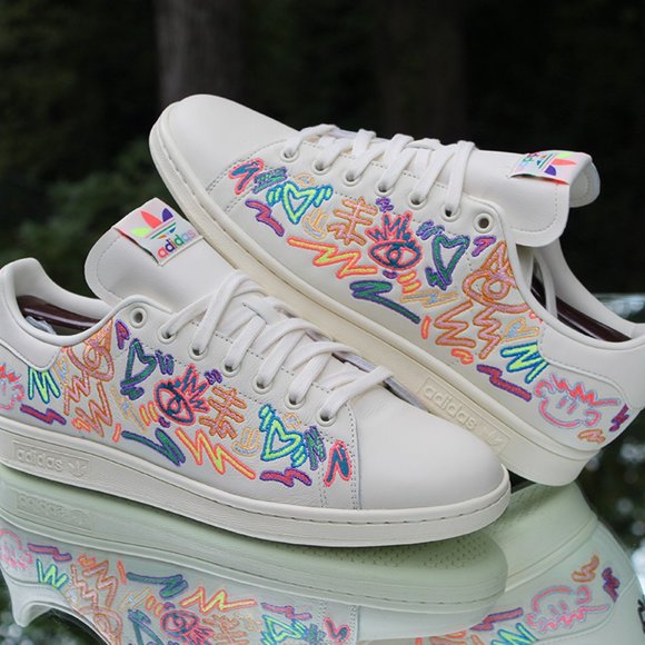 Adidas Stan Smith Pride Men’s Size 10 - Picture 9 of 12